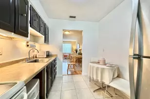19 Abbey Ln, Delray Beach, FL 33446 - Photo 7