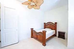 1325 N Mangonia Dr, West Palm Beach, FL 33401 - Photo 9