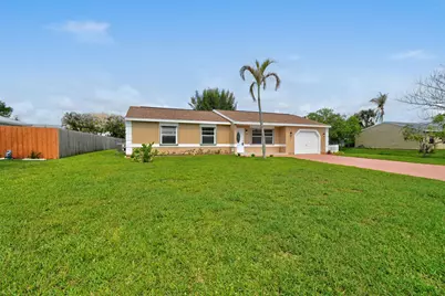 1502 SE Belcrest Street, Port Saint Lucie, FL 34952 - Photo 5