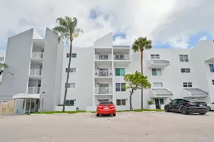 2840 NE 14th St, Pompano Beach, FL 33062 - Photo 21