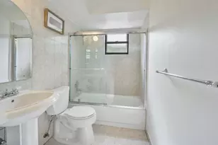 4140 Woods End Rd, Boca Raton, FL 33487 - Photo 11