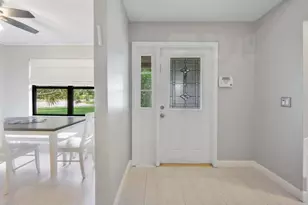 4140 Woods End Rd, Boca Raton, FL 33487 - Photo 5