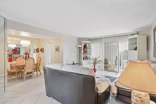 3951 Via Poinciana, Greenacres, FL 33467 - Photo 5