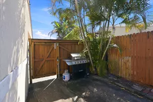 541 NE 58th Ct, Fort Lauderdale, FL 33334 - Photo 33