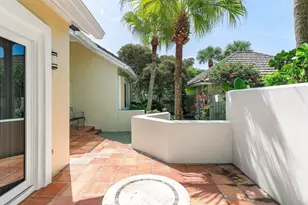 2584 Muirfield Ct, Wellington, FL 33414 - Photo 7