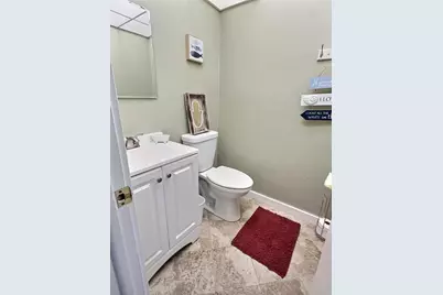 199 E Burgundy E, Delray Beach, FL 33484 - Photo 11