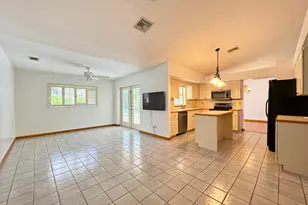 495 11th Ct, Vero Beach, FL 32962 - Photo 5