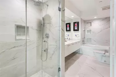 55 SE 6th Street #3500, Miami, FL 33131 - Photo 21