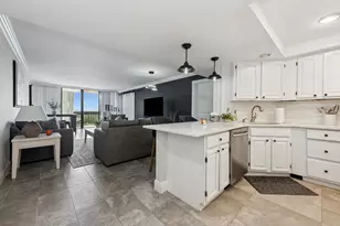2400 Presidential Way, West Palm Beach, FL 33401 - Photo 3