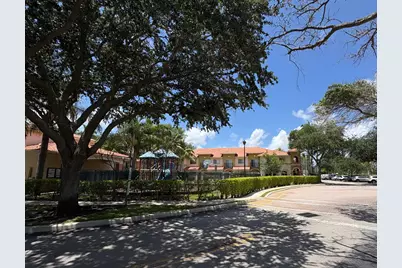 203 S Santa Catalina Circle #203, North Lauderdale, FL 33068 - Photo 23