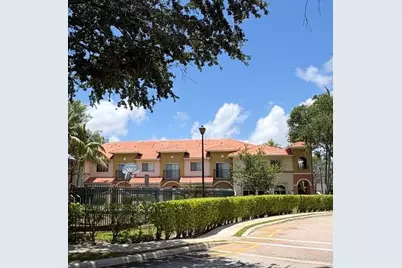 203 S Santa Catalina Circle #203, North Lauderdale, FL 33068 - Photo 3