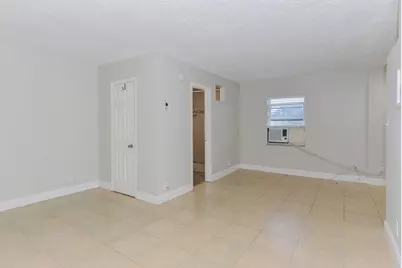 605 N Federal Highway #8, Lake Worth, FL 33460 - Photo 1