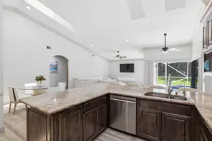 15600 Rolling Meadows Cir, Wellington, FL 33414 - Photo 25