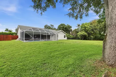 15600 Rolling Meadows Circle, Wellington, FL 33414 - Photo 17