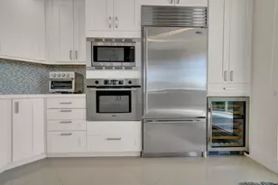 2700 N Ocean Dr, Riviera Beach, FL 33404 - Photo 17