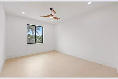 1160 Emerald Drive, Riviera Beach, FL 33404 - Photo 43