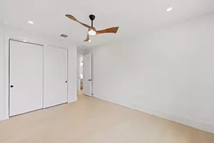 1160 Emerald Dr, Riviera Beach, FL 33404 - Photo 45