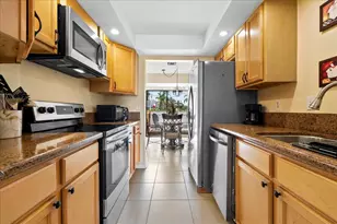 12710 Peconic Ct, Wellington, FL 33414 - Photo 7