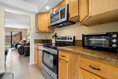 12710 Peconic Court, Wellington, FL 33414 - Photo 9