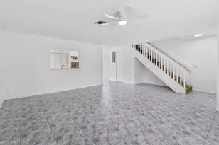 12212 NW 36th Pl, Sunrise, FL 33323 - Photo 5