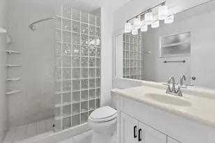12212 NW 36th Pl, Sunrise, FL 33323 - Photo 45