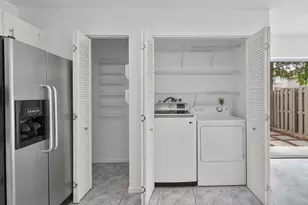 12212 NW 36th Pl, Sunrise, FL 33323 - Photo 17