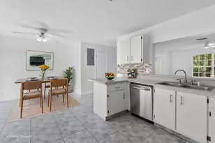 12212 NW 36th Pl, Sunrise, FL 33323 - Photo 5