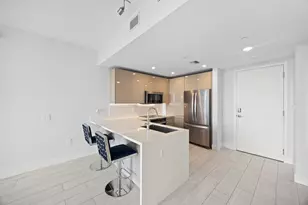 2000 Metropica Wy, Sunrise, FL 33323 - Photo 27