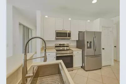 119 Lancaster Road, Boynton Beach, FL 33426 - Photo 17