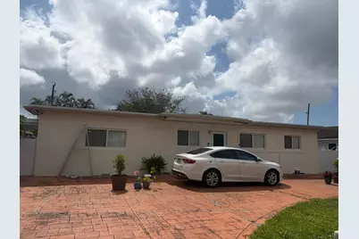 10501 NW 35th Place, Miami, FL 33147 - Photo 17