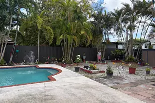 10501 NW 35th Pl, Miami, FL 33147 - Photo 15