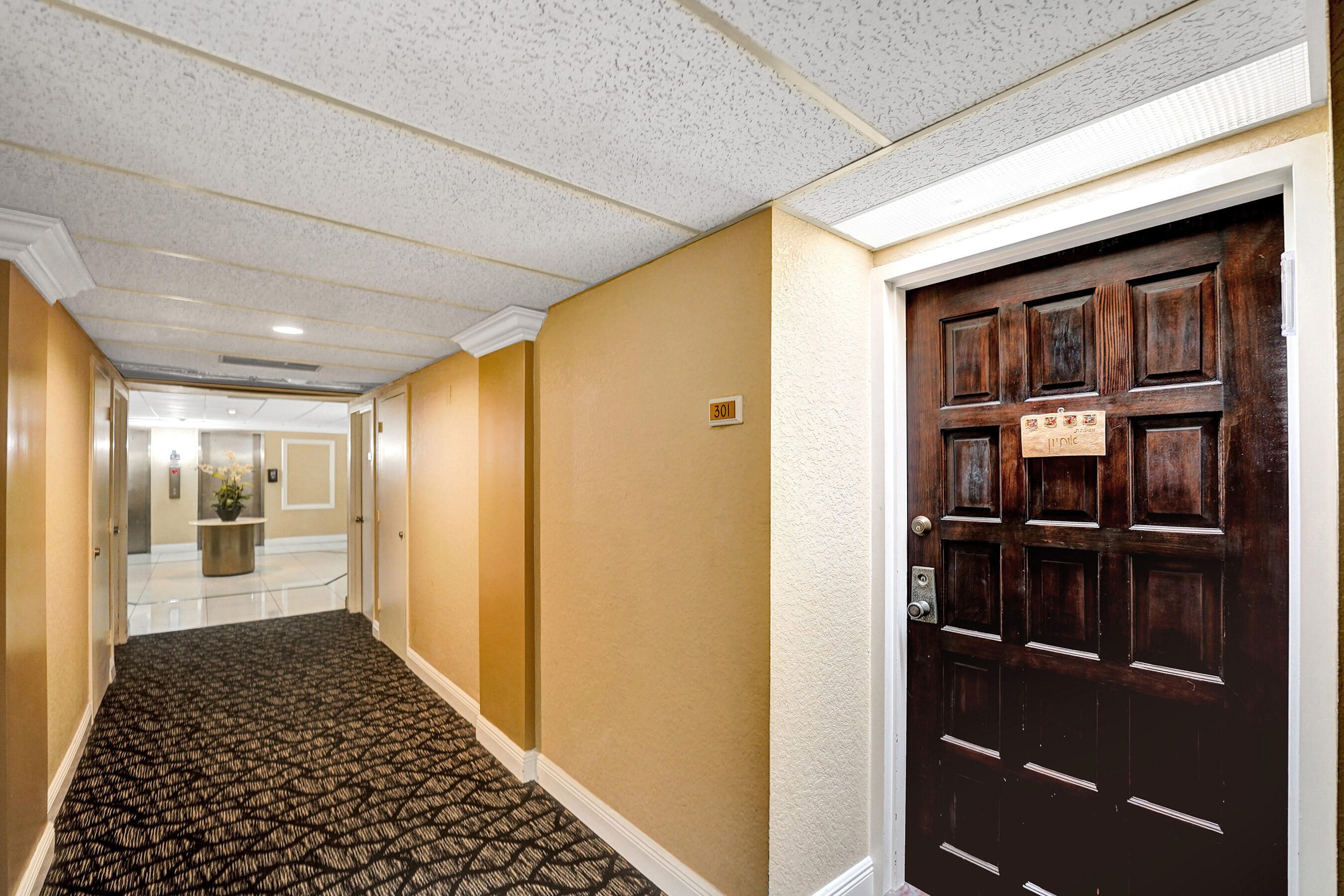3800 N Hills Dr #301 main architectural view