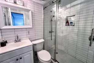 2660 NE 8th Ave, Wilton Manors, FL 33334 - Photo 13