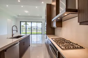 10013 Bird Watch Wy, Palm Beach Gardens, FL 33412 - Photo 5