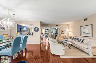 5687 Fairway Park Dr, Boynton Beach, FL 33437 - Photo 9