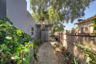 2620 Harding St, Hollywood, FL 33020 - Photo 7