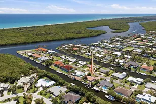 8455 SE Palm St, Hobe Sound, FL 33455 - Photo 3