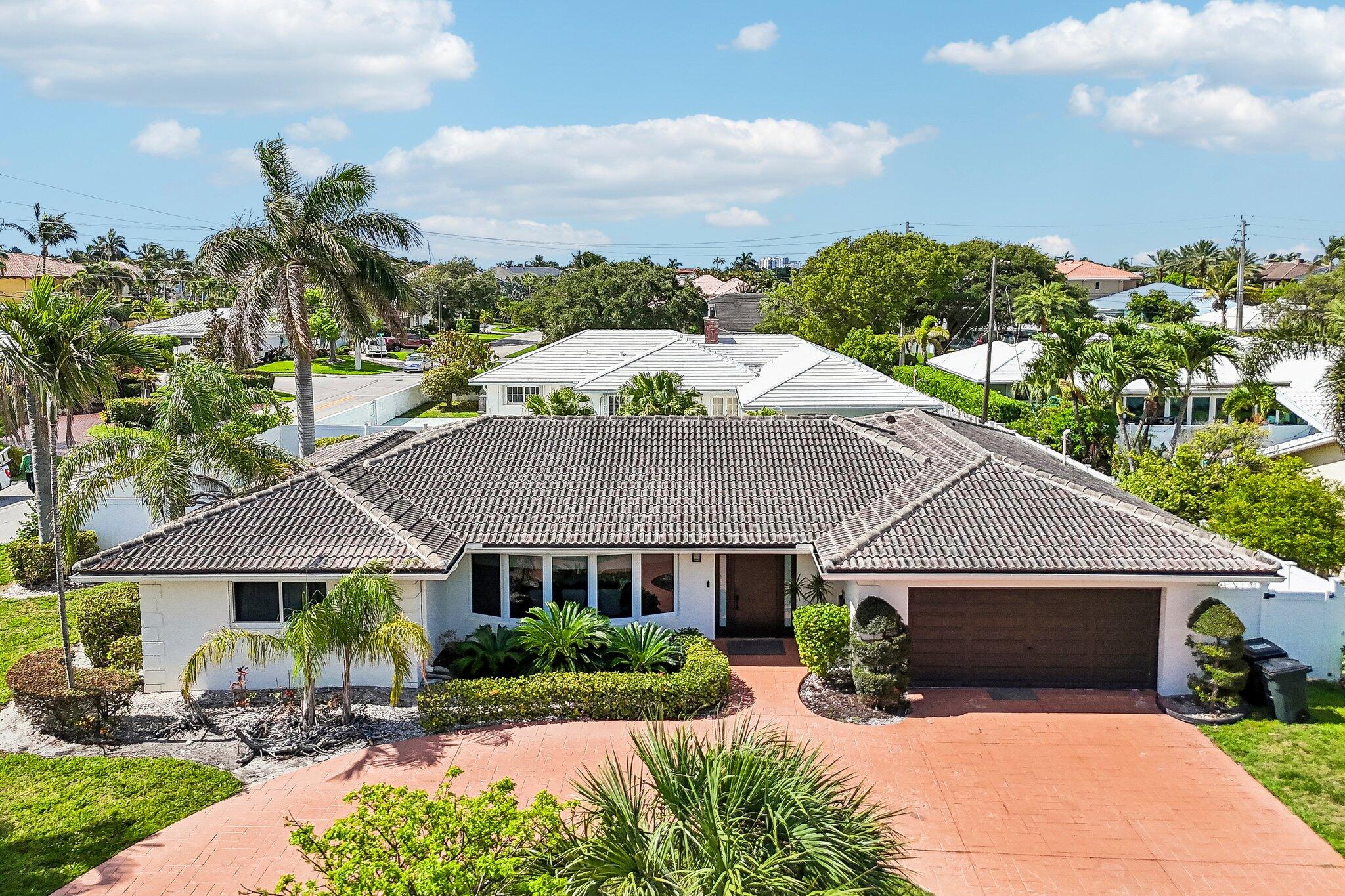 2940 NE 39th Ct - 2940 NE 39th Ct, Lighthouse Point, FL 33064 Luxury Property | Jose Angel Pina