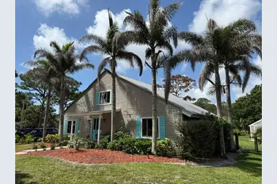 709 Savannah Street, Fort Pierce, FL 34982 - Photo 1