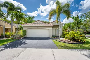 1252 Sabal Trail, Weston, FL 33327 - Photo 1