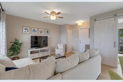 3206 S Lakeview Circle #1105, Fort Pierce, FL 34949 - Photo 9