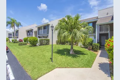 3206 S Lakeview Circle #1105, Fort Pierce, FL 34949 - Photo 5