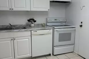 3720 Inverrary Dr, Lauderhill, FL 33319 - Photo 7
