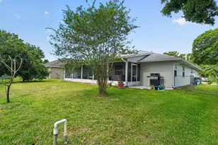 1634 Laconia St, Sebastian, FL 32958 - Photo 5