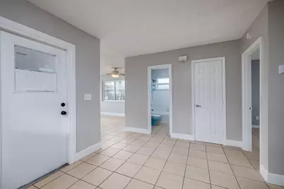 917 SE Nassau Avenue, Stuart, FL 34994 - Photo 15