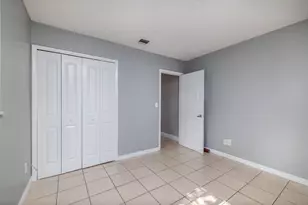 917 SE Nassau Ave, Stuart, FL 34994 - Photo 5