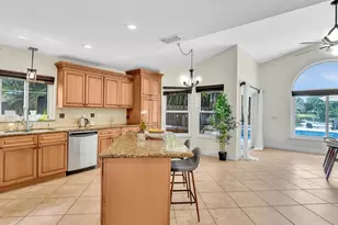 10310 Santiago St, Cooper City, FL 33026 - Photo 23