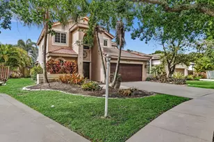 10310 Santiago St, Cooper City, FL 33026 - Photo 3