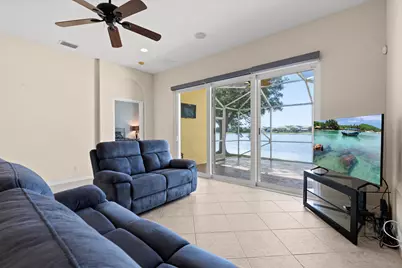154 Berenger Walk, Royal Palm Beach, FL 33414 - Photo 15