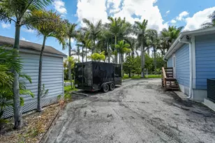 6929 N 120th Ave Ave N, The Acreage, FL 33412 - Photo 35